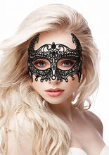 Cargar imagen en el visor de la galería, Ouch Empress Black Lace Mask