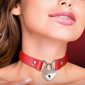 Collar con candado de corazón